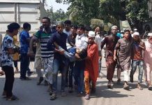 ভোলায় ধর্ম অবমাননায় বিক্ষোভ মিছিলে পুলিশ-গ্রামবাসী সংঘর্ষ, নিহত ৪