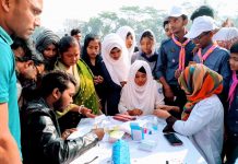 মুলাদিতে আর্তনাদ ফাউন্ডেশনের দিনব্যাপী ফ্রি চিকিৎসা সেবা ক্যাম্প