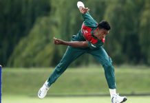 পর পর মেডেন ওভার দিয়ে শুরু বাংলাদেশের